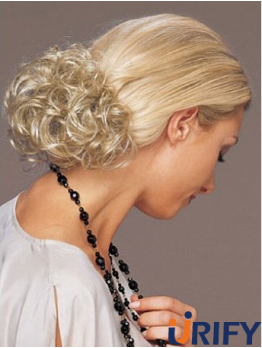 Idealer blonder lockiger synthetischer Clip in Haarteilen