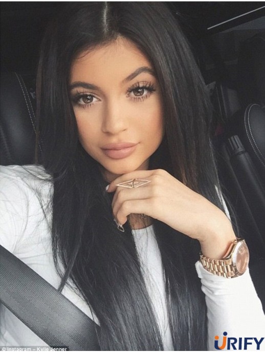 Modische 20 Zoll lange gerade ohne Pony volle Spitze Kylie Jenner Perücken