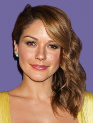 Günstigste braune schulterlange gewellte 14  inchmit Pony Sophia Bush Perücken