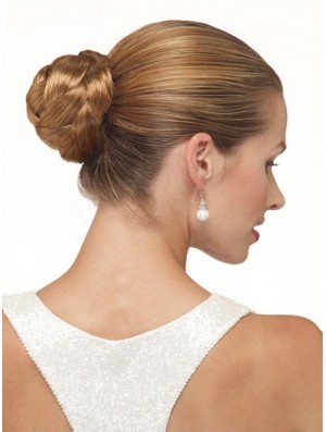 Brauner Clip in Haarknoten